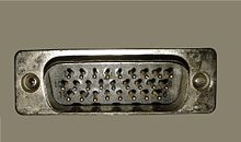 https://upload.wikimedia.org/wikipedia/commons/thumb/4/4d/DA-26_female_end_of_Eicon_convertor.jpg/220px-DA-26_female_end_of_Eicon_convertor.jpg